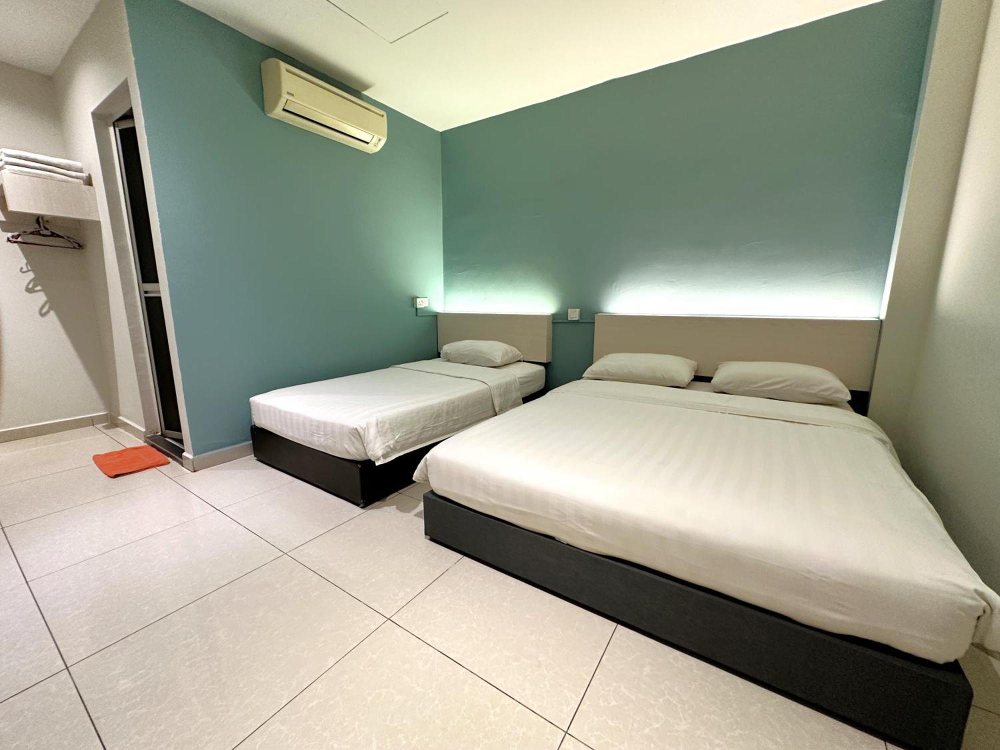 De Uptown Hotel @ P.J. 222 Petaling Jaya Extérieur photo