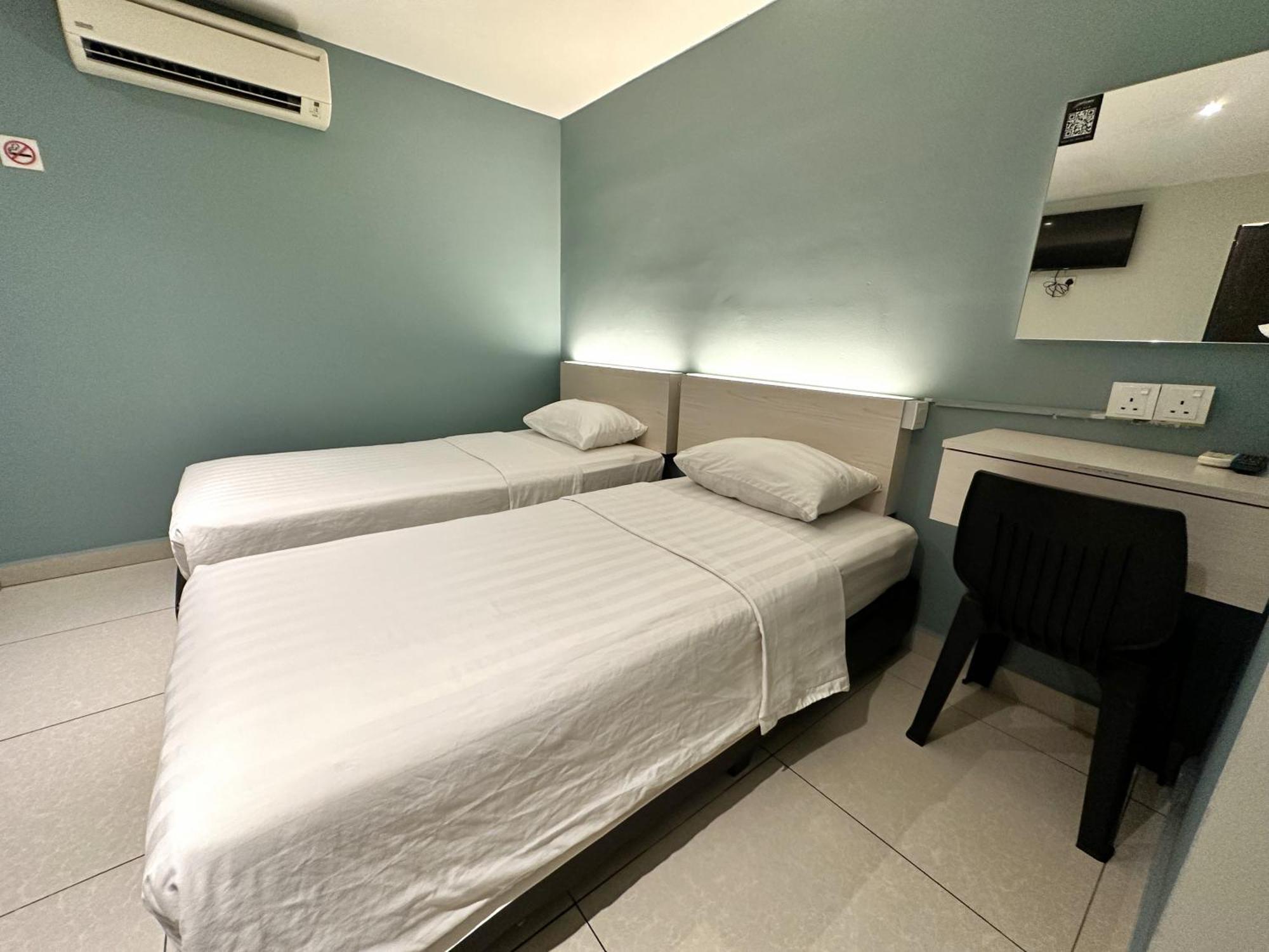 De Uptown Hotel @ P.J. 222 Petaling Jaya Extérieur photo