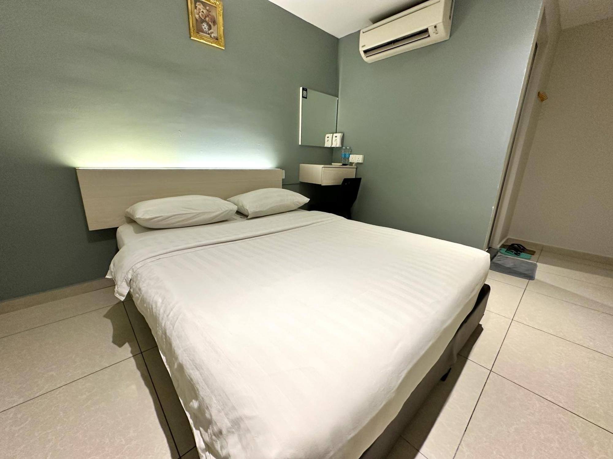 De Uptown Hotel @ P.J. 222 Petaling Jaya Extérieur photo