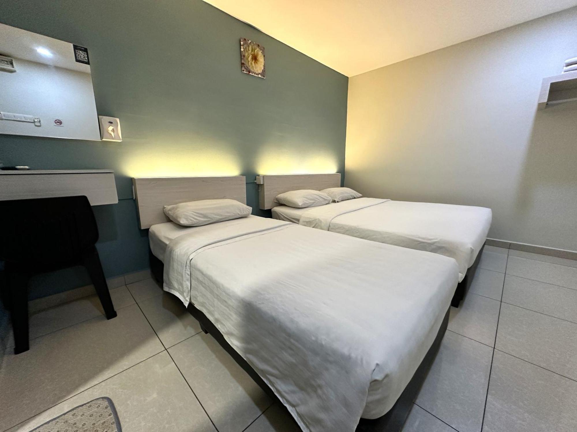 De Uptown Hotel @ P.J. 222 Petaling Jaya Extérieur photo
