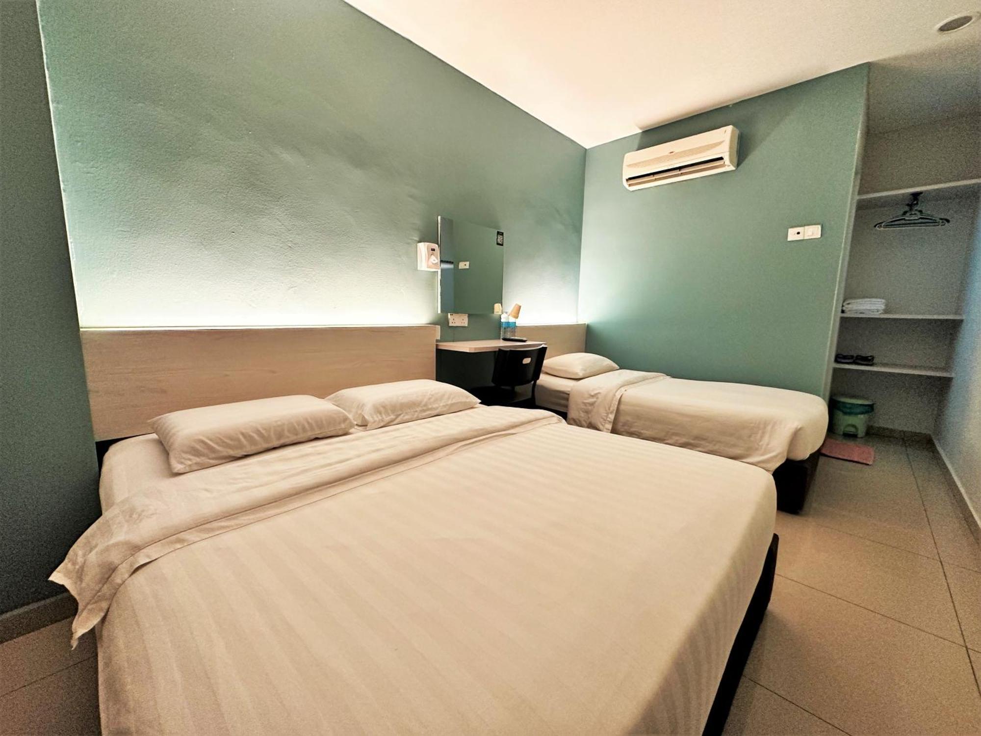 De Uptown Hotel @ P.J. 222 Petaling Jaya Extérieur photo