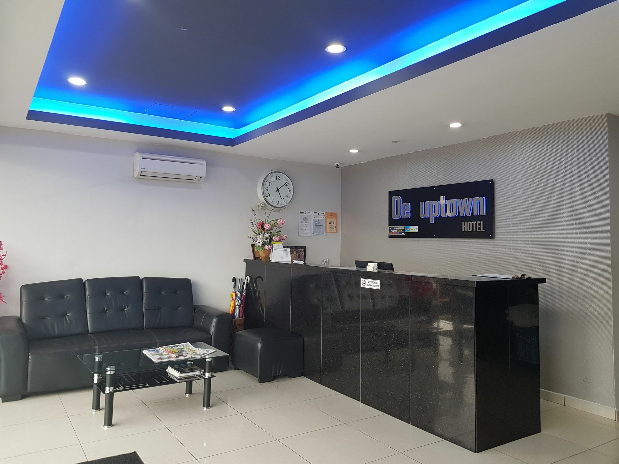 De Uptown Hotel @ P.J. 222 Petaling Jaya Extérieur photo